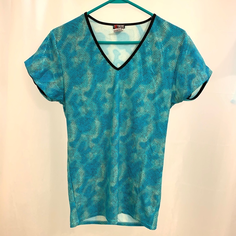 Extreme Collection Shirt. Blue/Black snake print